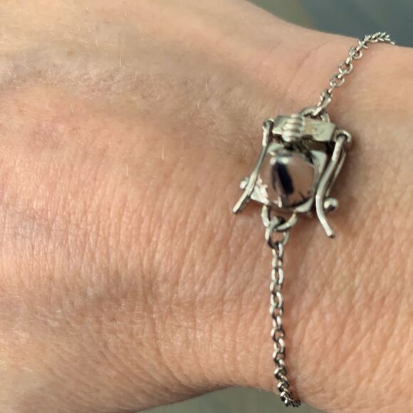 Eddie Borgo Single Cone Spike Bracelet - Sculptural Cone Design - Picture 5 of 8